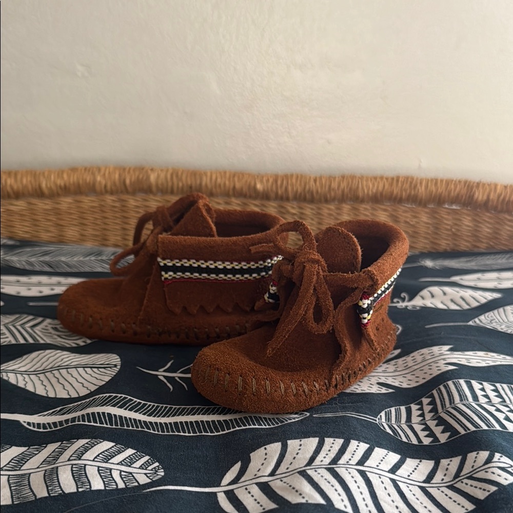 Minnetonka Kids Moccasins in Brown with Beaded Accents